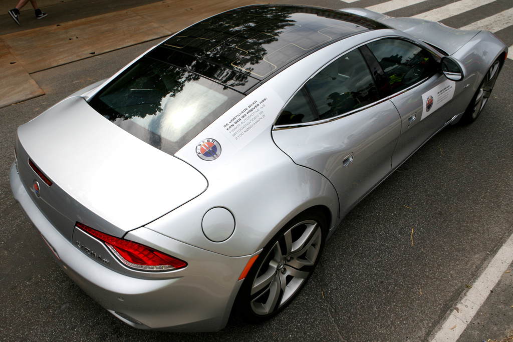 I denne Fisker Karma viste Casper Elgaard publikum et indblik i fremtiden. Selv om det er en hybrid så er det en dansker der står bag bilens design, udover at den er meget smuk, så er den lynhurtig.
(Foto: Motorsporten.dk)